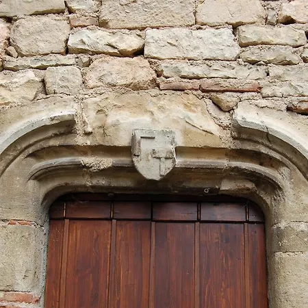 Lion D'or לינה וארוחת בוקר 3*