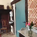 Frühstückspension Lion D'or 3*