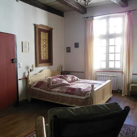 Couette-café Lion D'or 3*